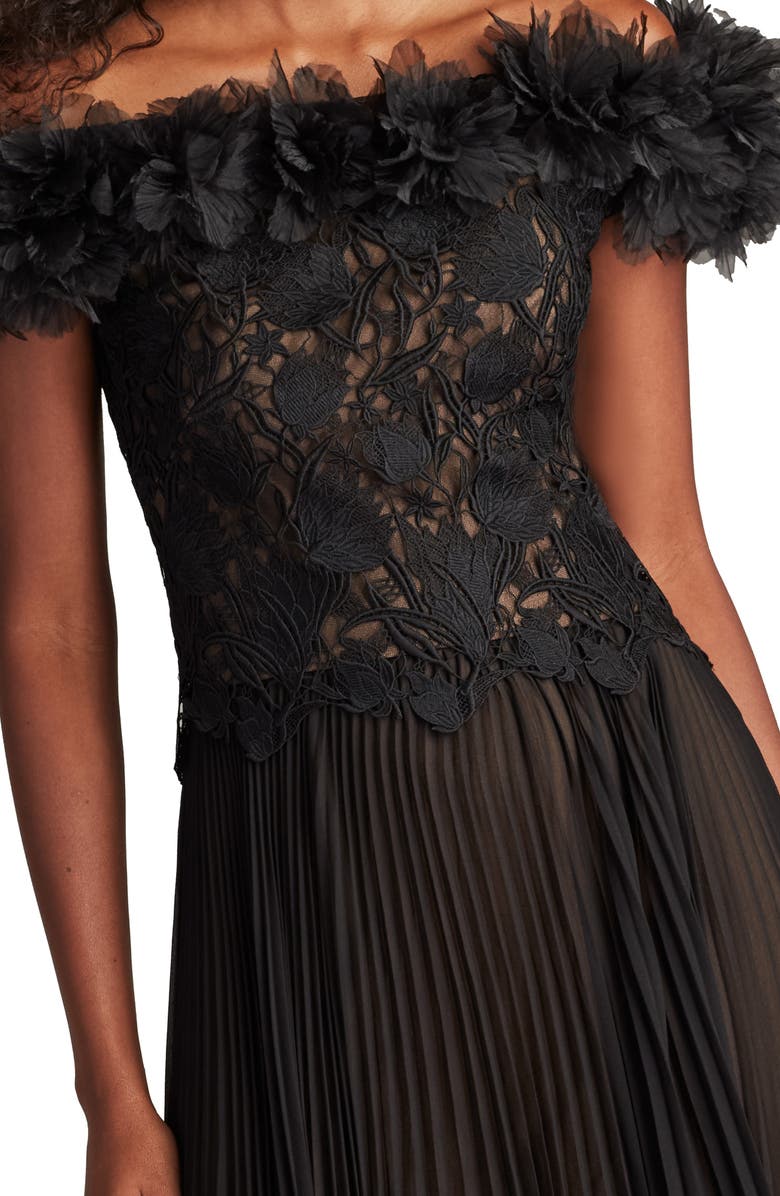Tadashi Shoji Off the Shoulder Lace Bodice Gown, Alternate, color, Black/ Nude