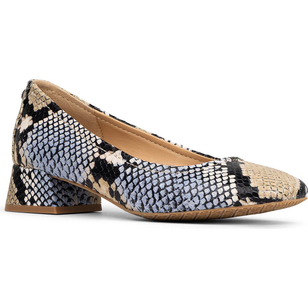 DONALD PLINER DONALD PLINER SNAKESKIN PRINT MID HEEL PUMP