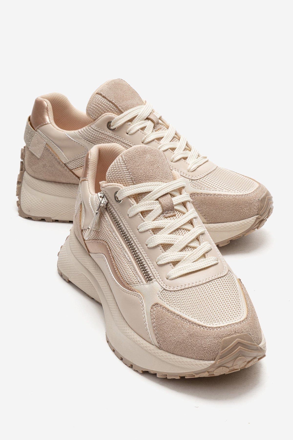 Beige Rose