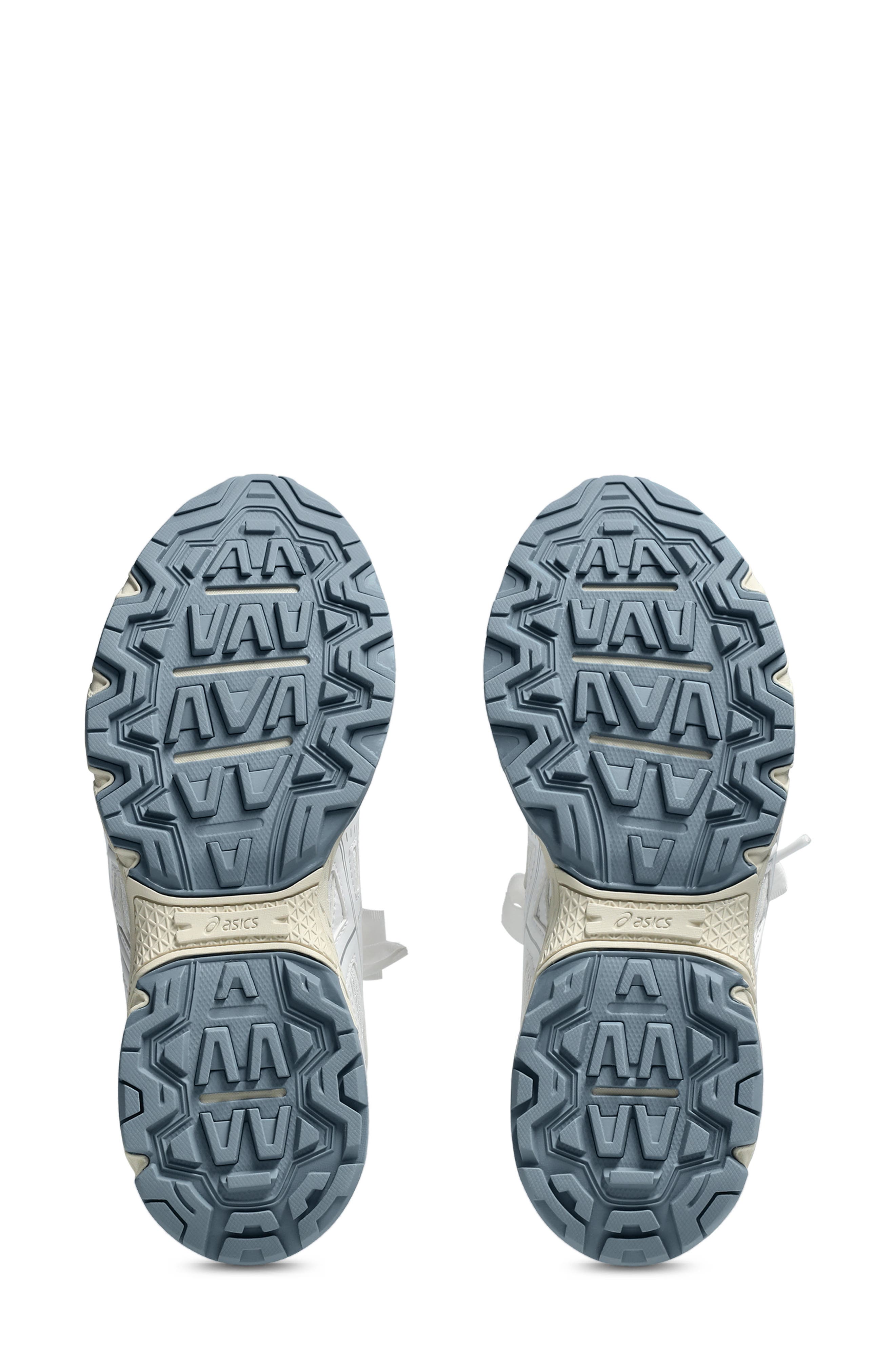 ASICS<sup>®</sup> Gender Inclusive GEL-NUNOBIKI<sup>™</sup> Trail Sneaker, Alternate, color, White/ Pure Silver