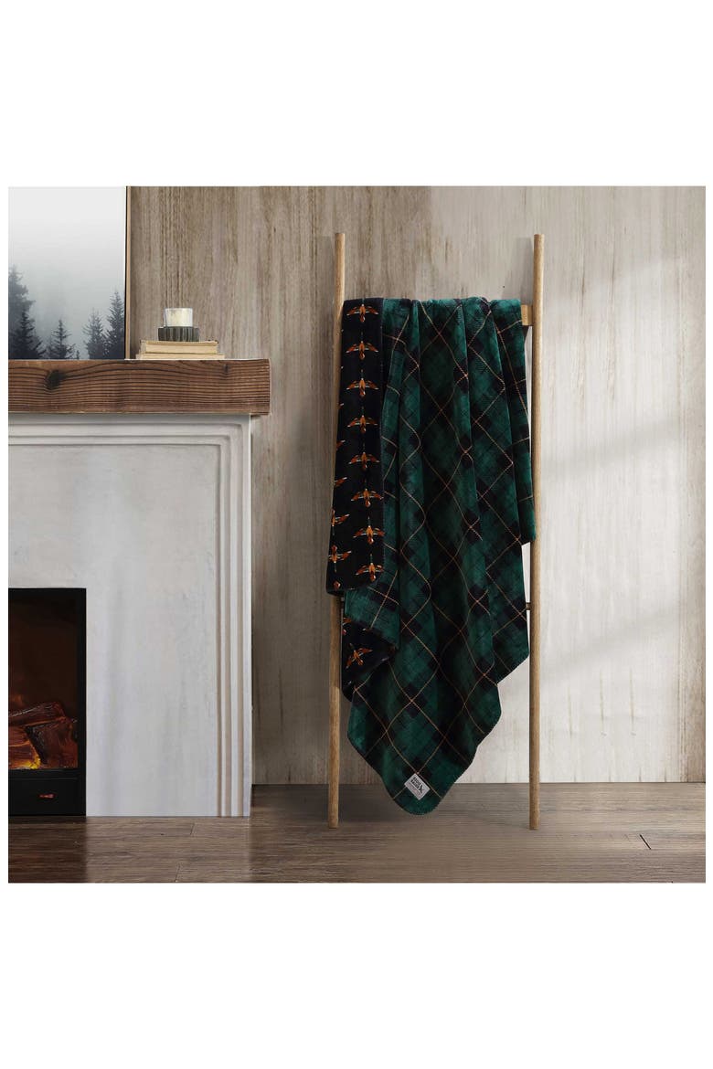 Trailhead Plaid Throw Blanket, Alternate, color, DARK GREEN