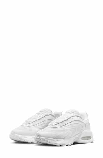 Air Max Fire Sneaker