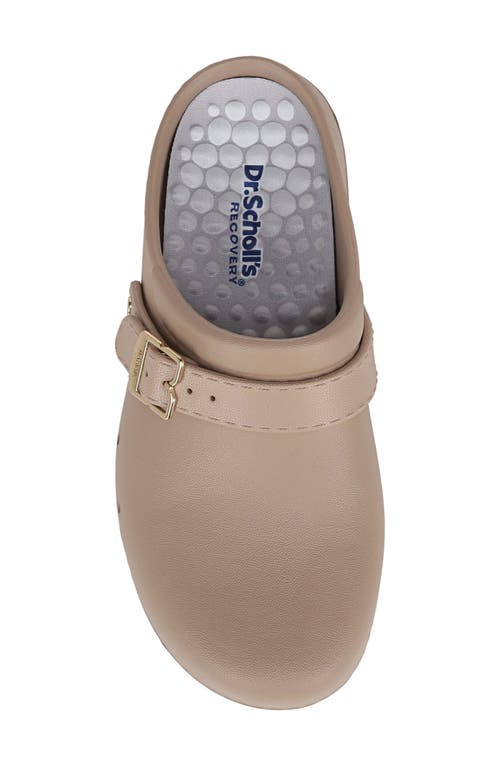 Dr. Scholl's Women's Feel Chill Round Toe Recovery Clogs In Taupe