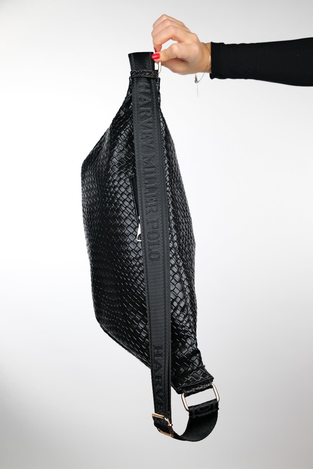 Prologue Shoes Venta Waist Bag, Alternate, color, Black