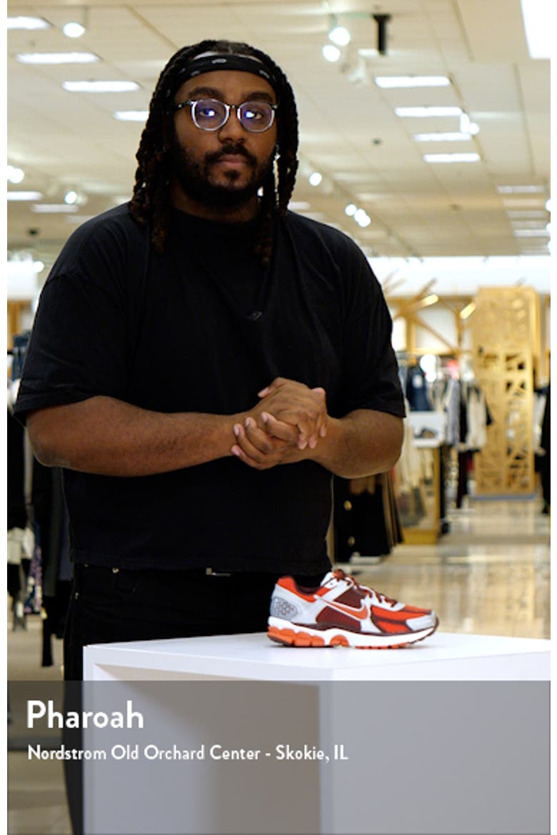 Zoom Vomero 5 Sneaker video