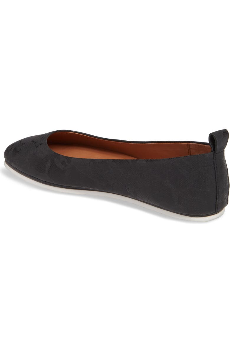 Gentle Souls by Kenneth Cole Dana Flat, Alternate, color,