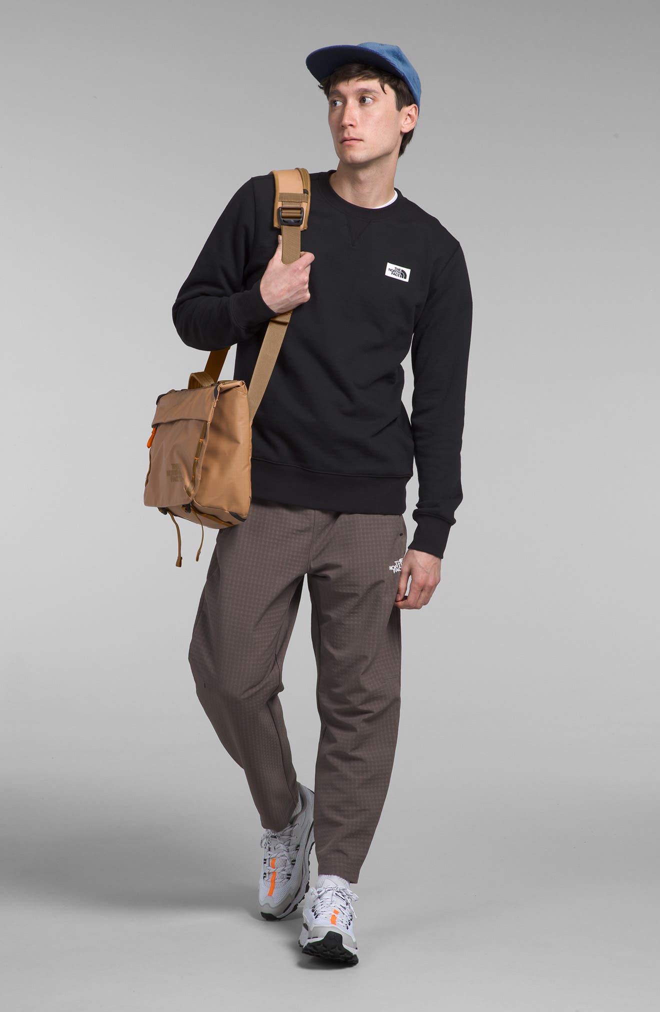 Base Camp Voyager Messenger Bag, Alternate, color, ALMOND BUTTER/BROWN/ MANDARIN
