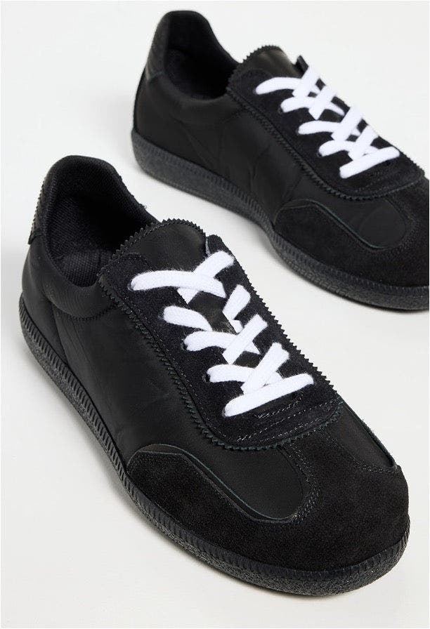 THE RAD BLACK KIDS The Stallion Black CW, Alternate, color, 