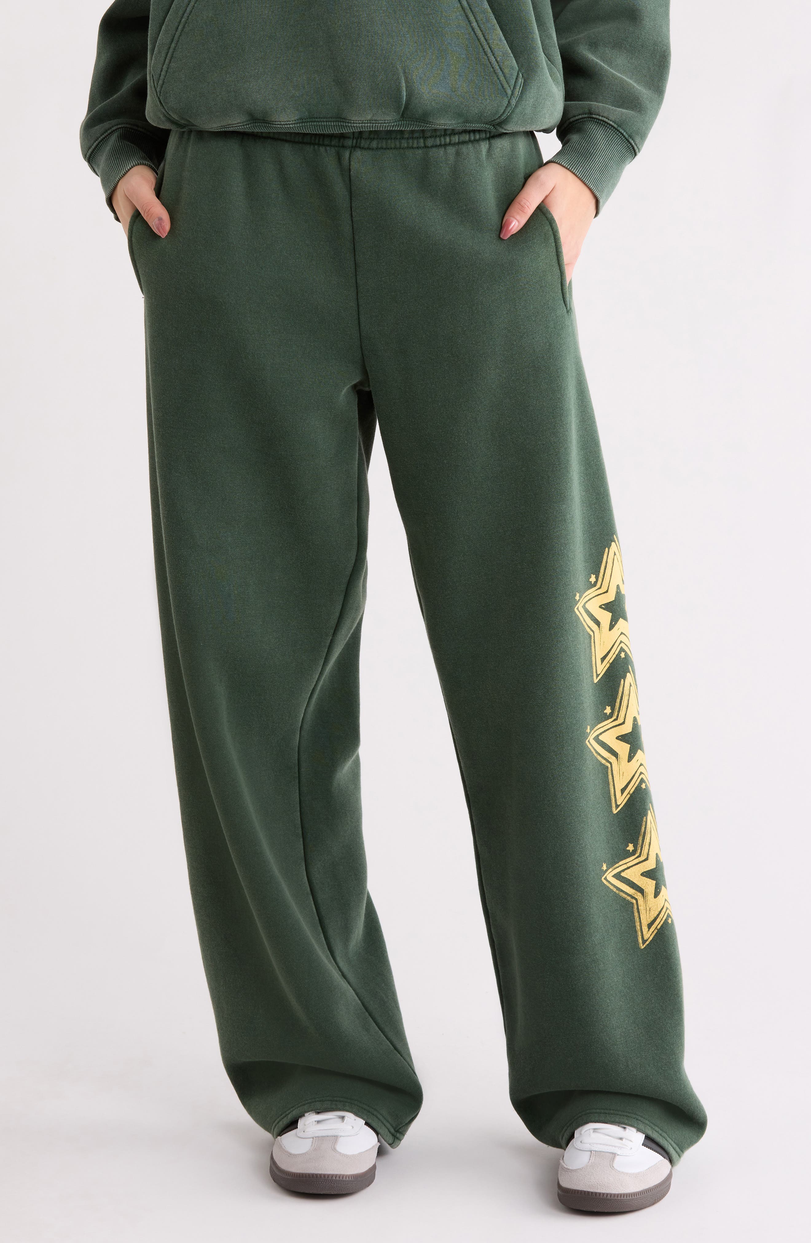 PacSun Star Graphic Baggy Sweatpants