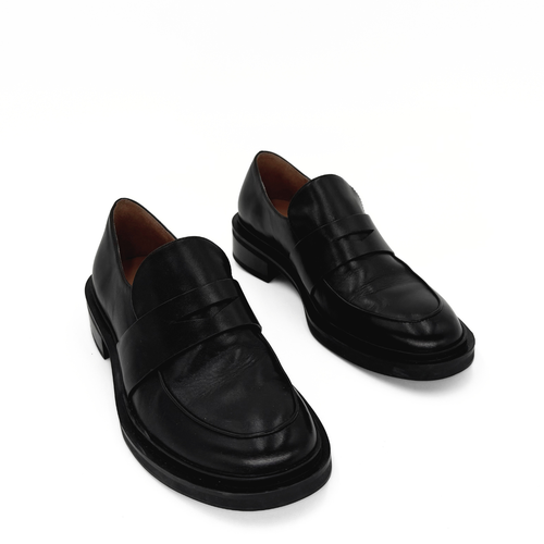 Amie Rafa Drew Chunky Leather Loafer In Black