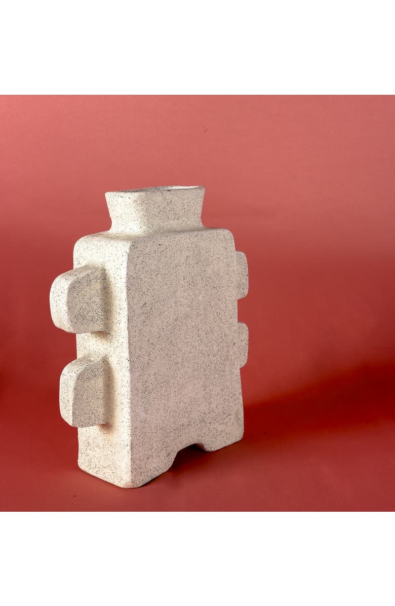 Alma Nube Vase, Alternate, color, White