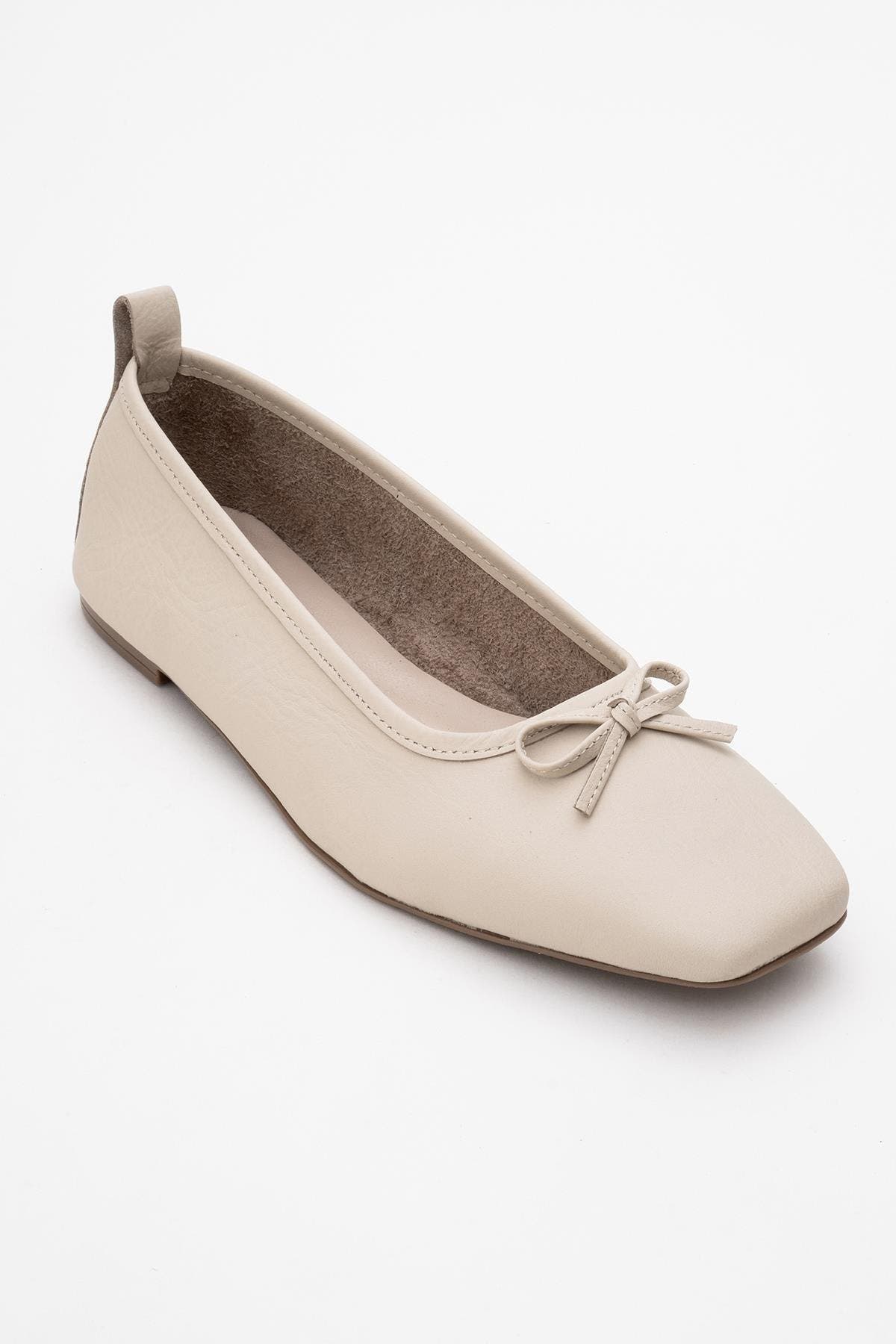 Sosa Leather Ballet Flat, Alternate, color, Light Beige Leather