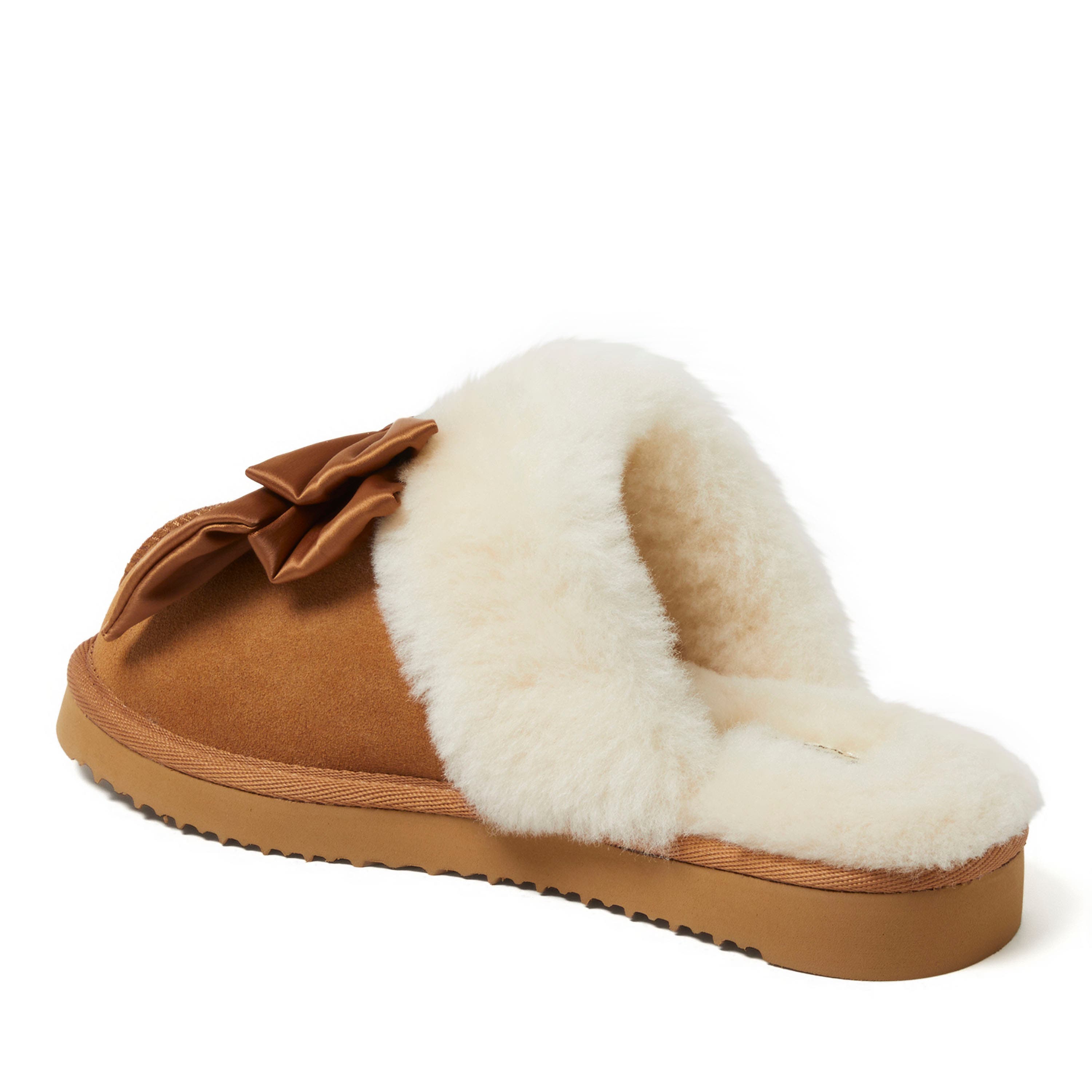 DEARFOAMS Fireside Sydney Genuine Shearling Scuff with Bow, Alternate, color, 