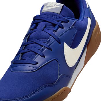Terra Manta Sneaker