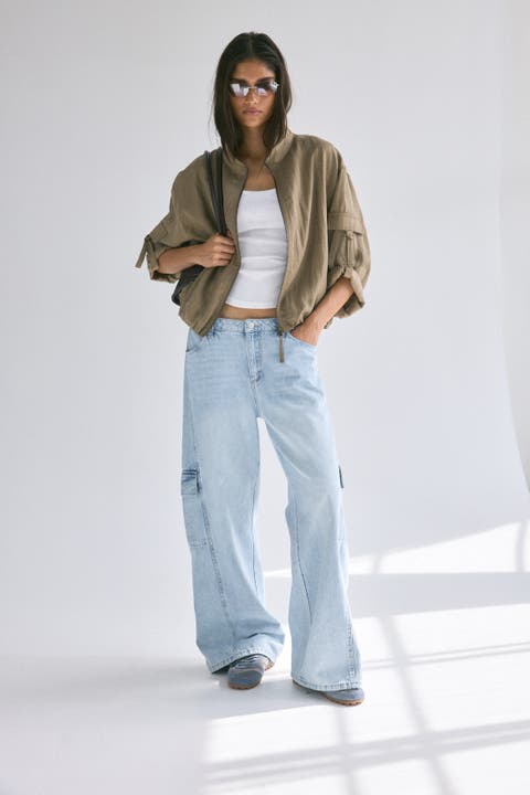 Wide-leg Regular Waist Jeans