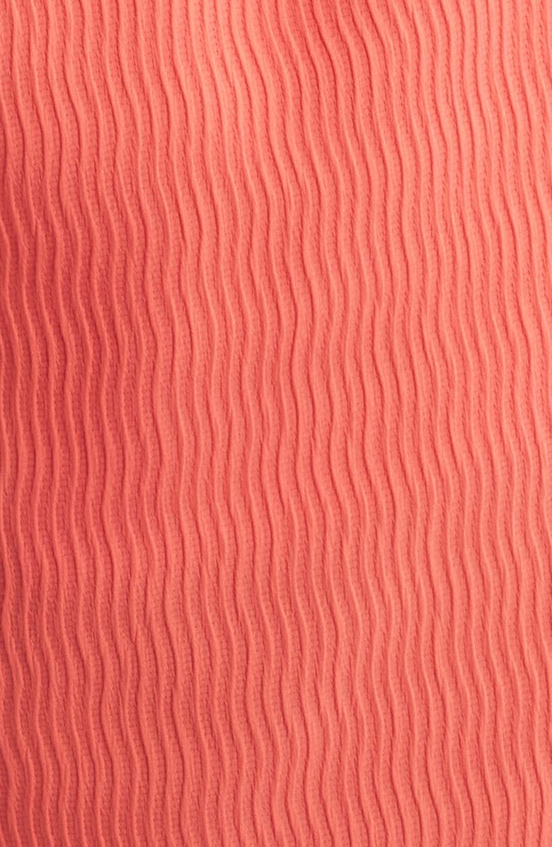 Chubbies The Sunset Sorbets 5.5-Inch Textured Swim Trunks, Alternate, color, Coral