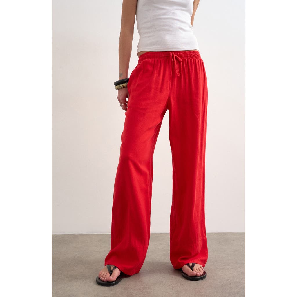 Topshop Linen Blend Straight Leg Pants in Red at Nordstrom, Size 6
