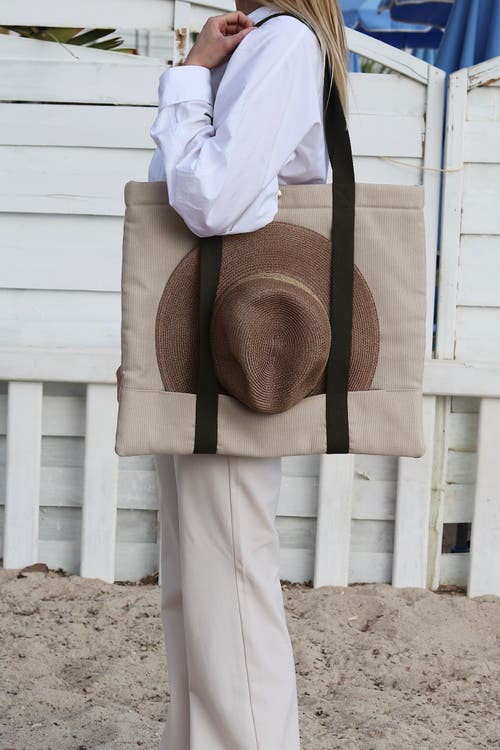 Lastelier Parakalo Cotton Canvas Bag In Brown