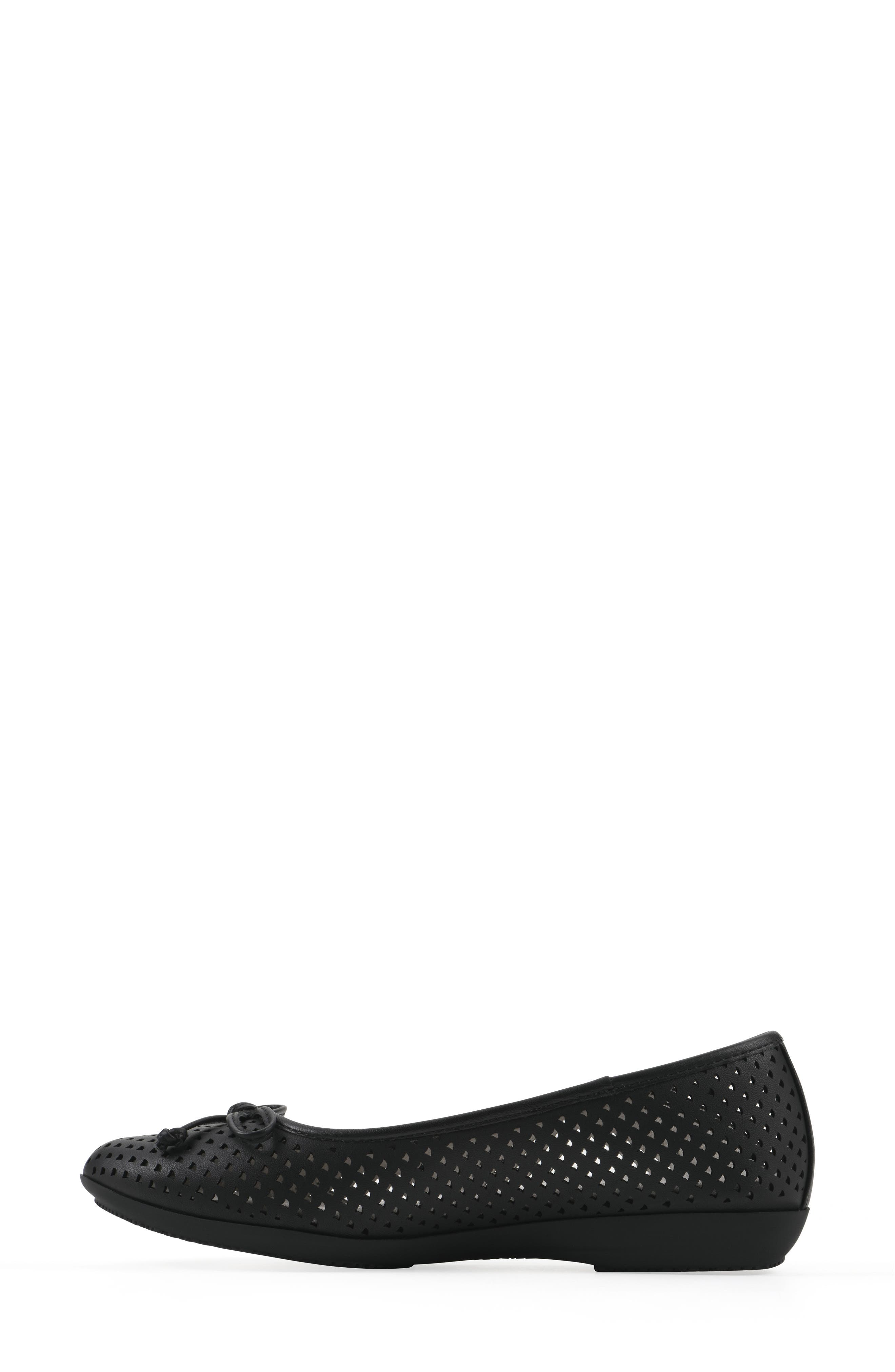 CLIFFS BY WHITE MOUNTAIN Carris Perforated Ballet Flat, Alternate, color, Black Smooth