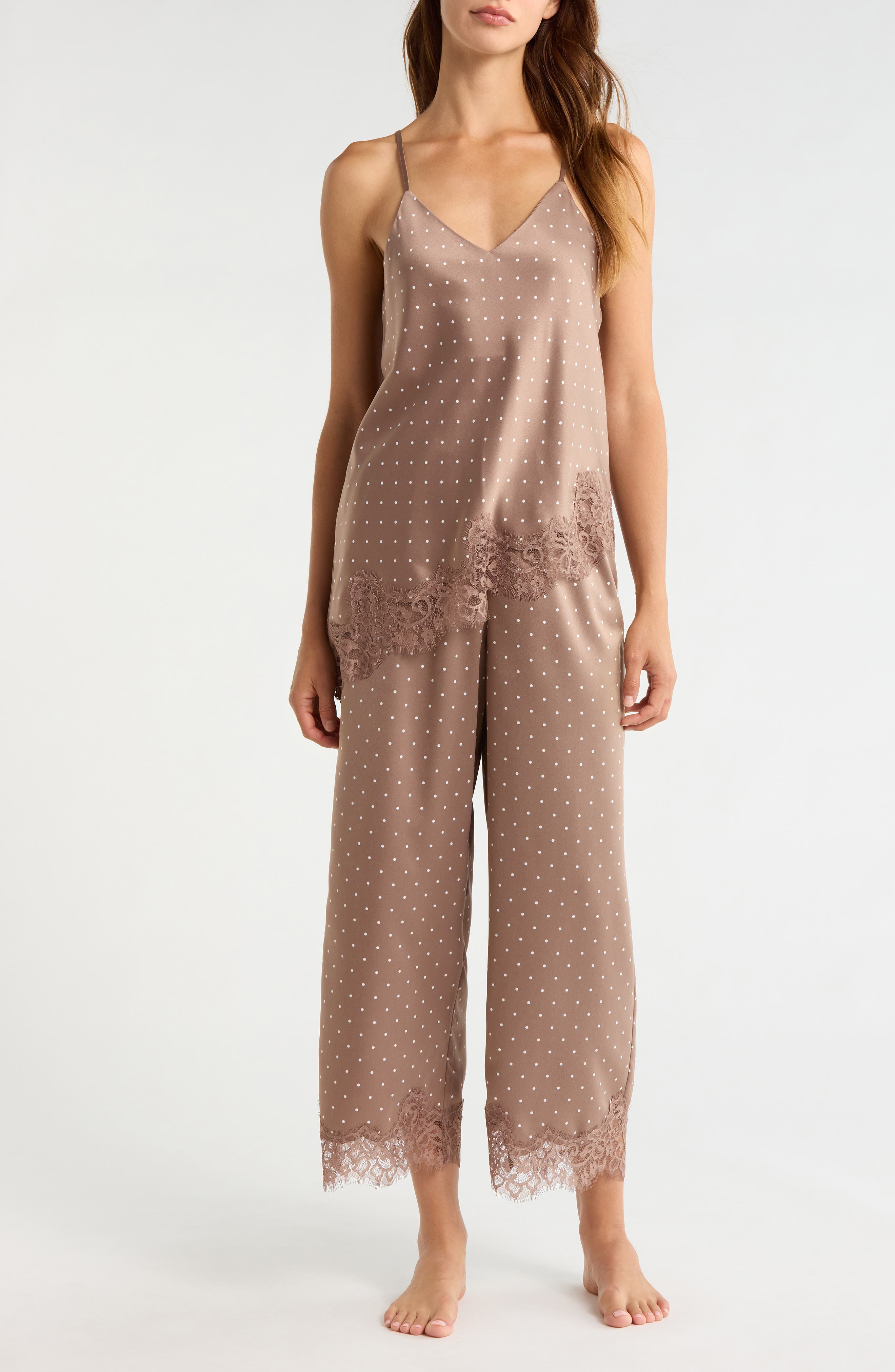 BROWN- IVORY PIN DOT