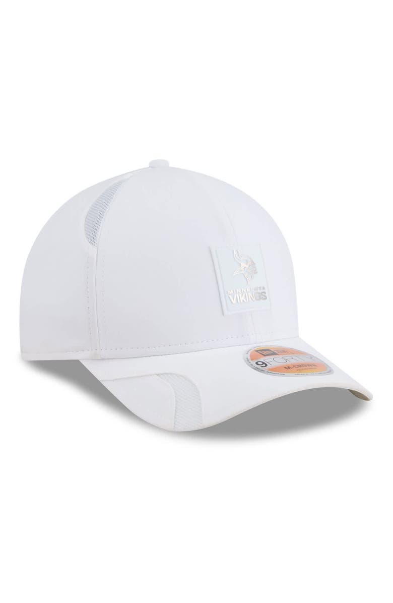 New Era Men's New Era White Minnesota Vikings 2025 Sideline  M-Crown 9FORTY Adjustable Hat, Alternate, color, 