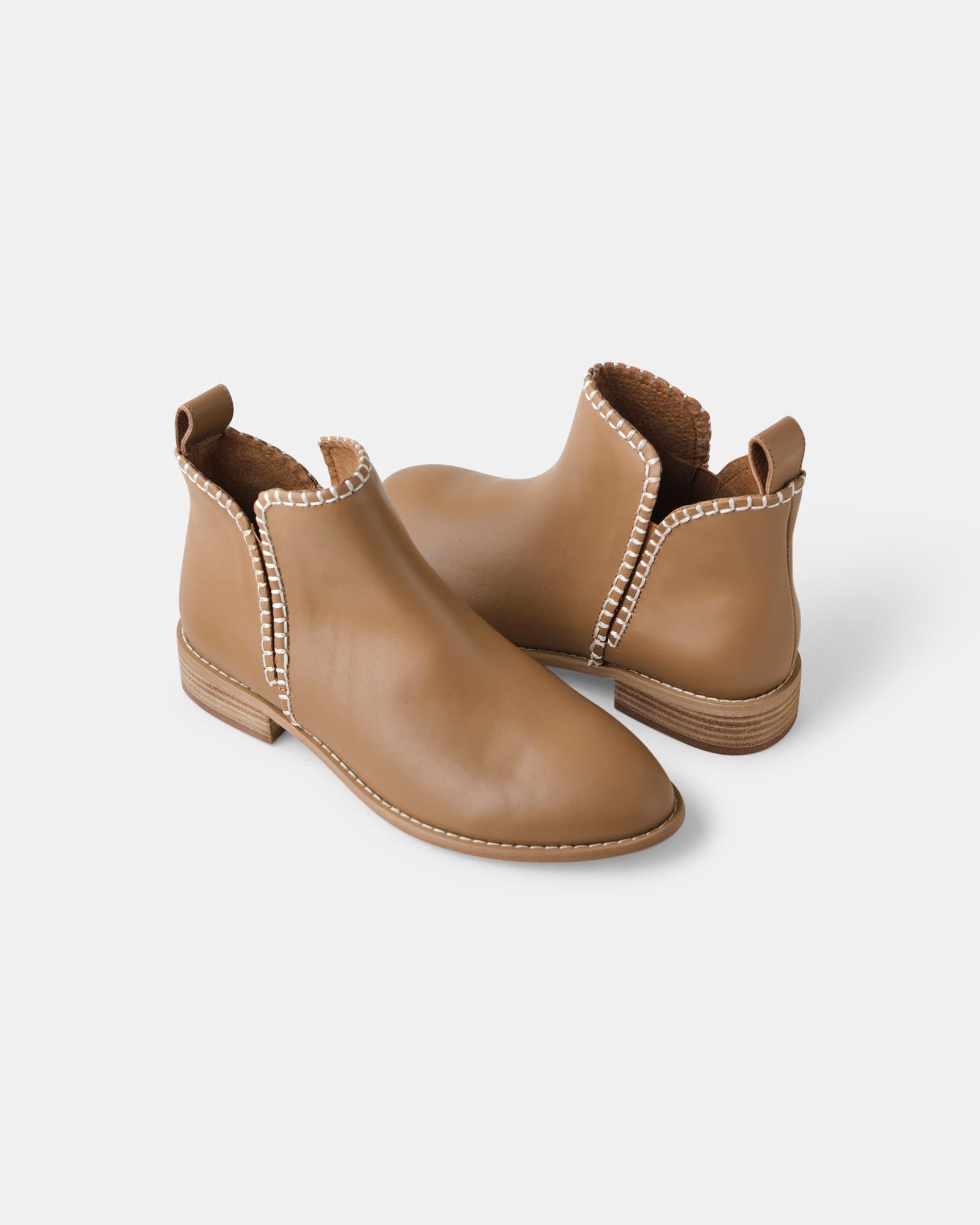 Walnut Melbourne Douglas Stitch Leather Boot, Main, color, 