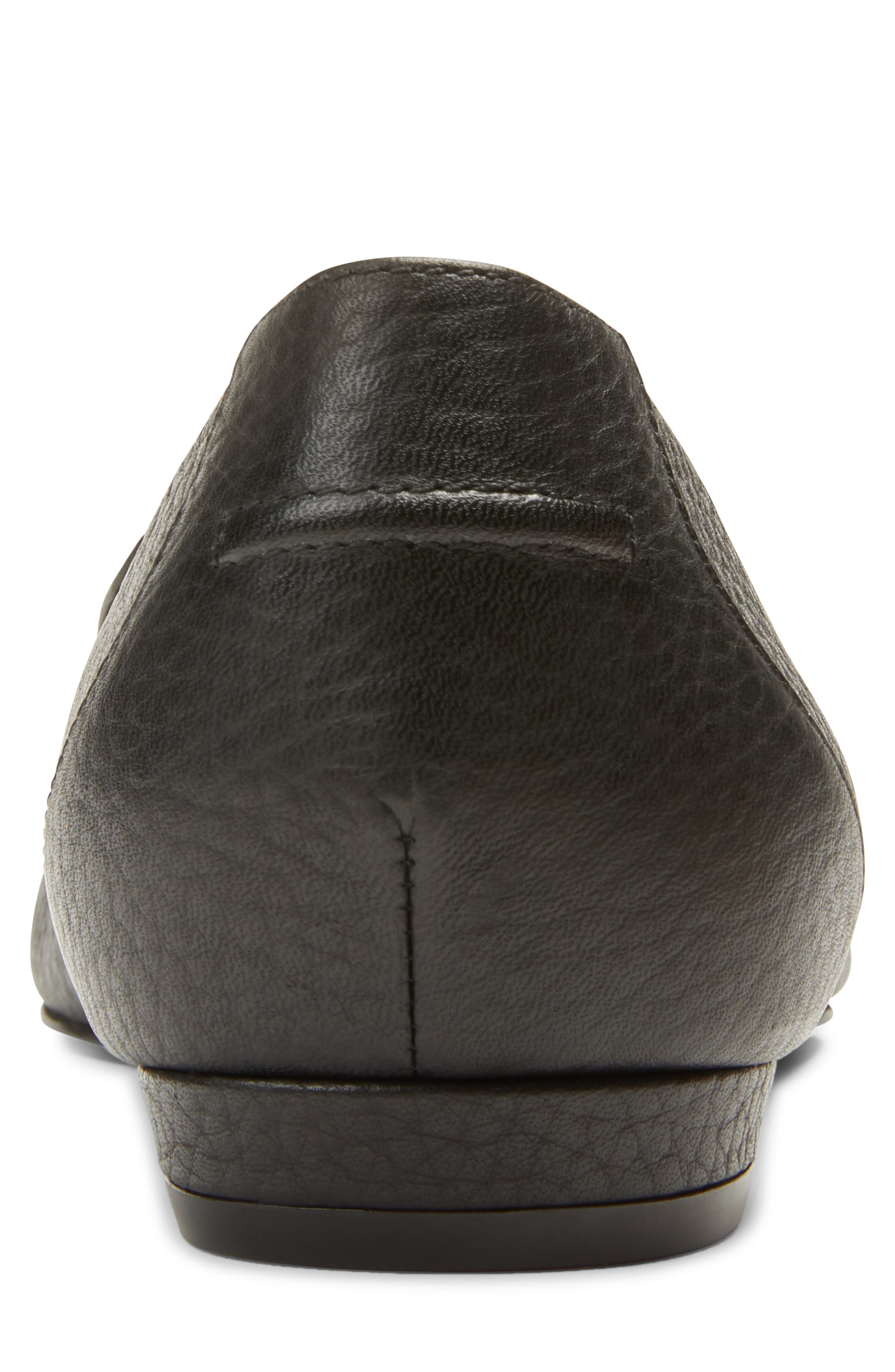 Vionic Noah Pointy Toe Loafer, Alternate, color, 