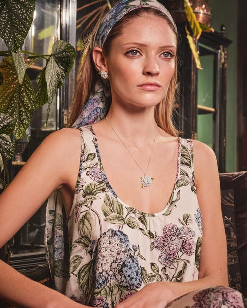 Fable England Hydrangea Necklace Silver