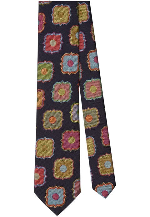 Robert Large Medallion Best of Class Necktie