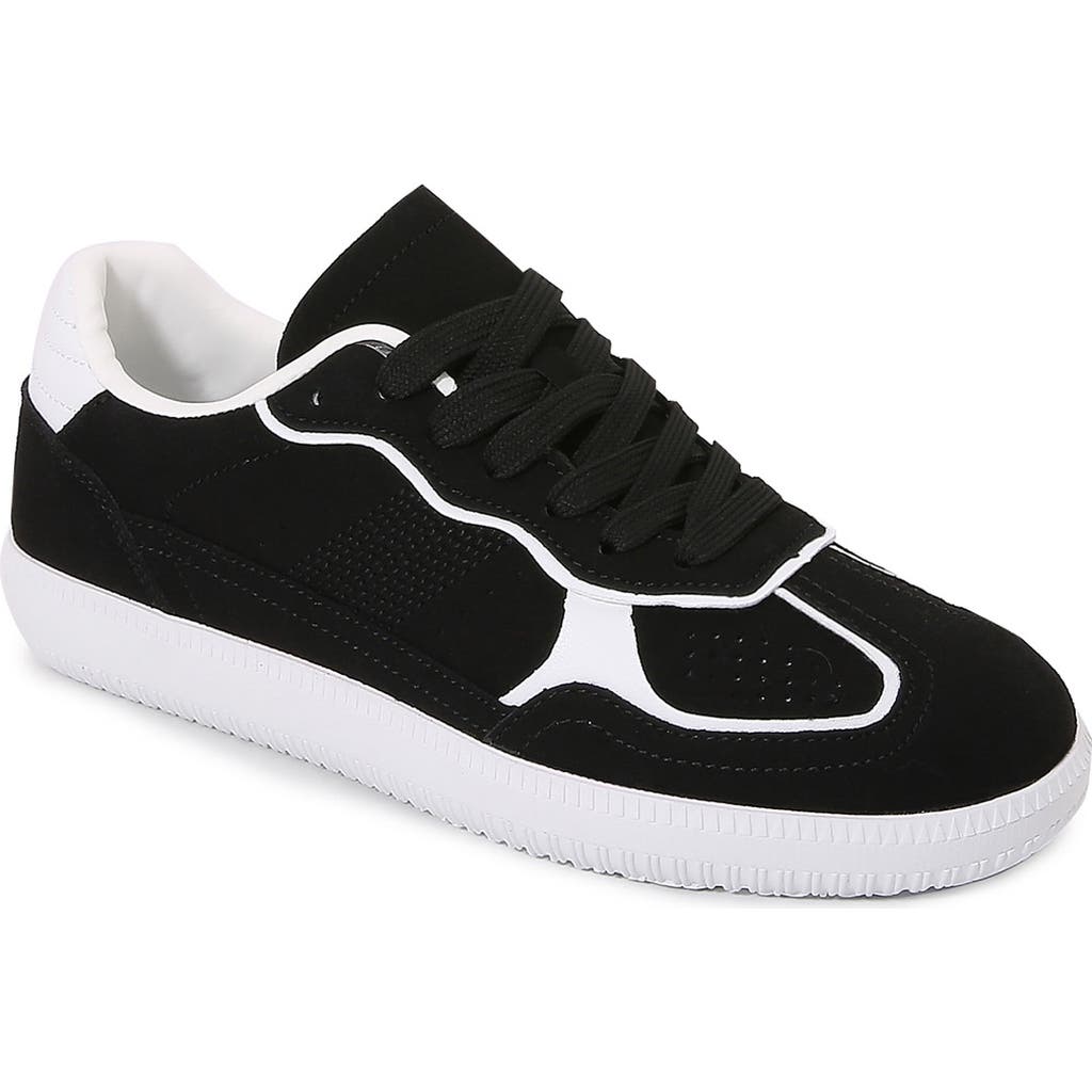 Berness Lukas Low Top Sneaker In Black