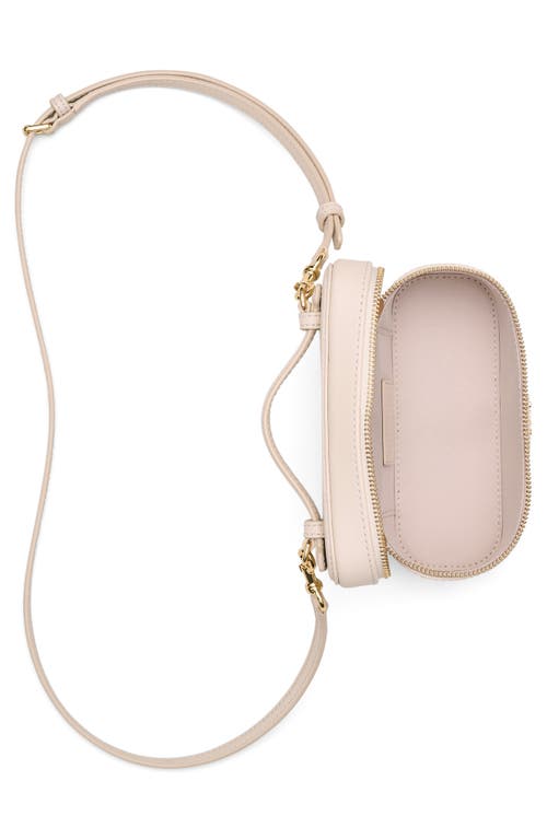 Marc Jacobs The East/west Vanity Bag In White