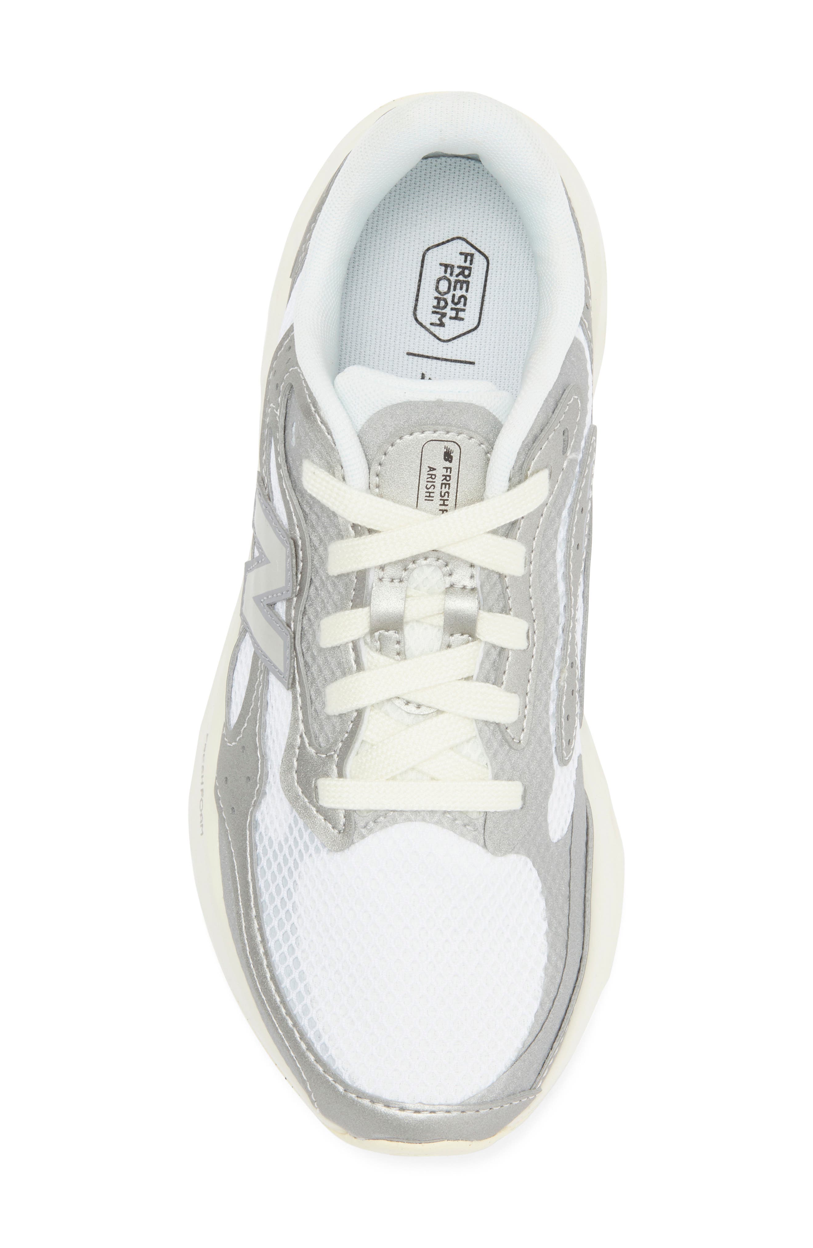 New Balance Fresh Foam Arishi v4 Running Shoe, Alternate, color, Silver Met