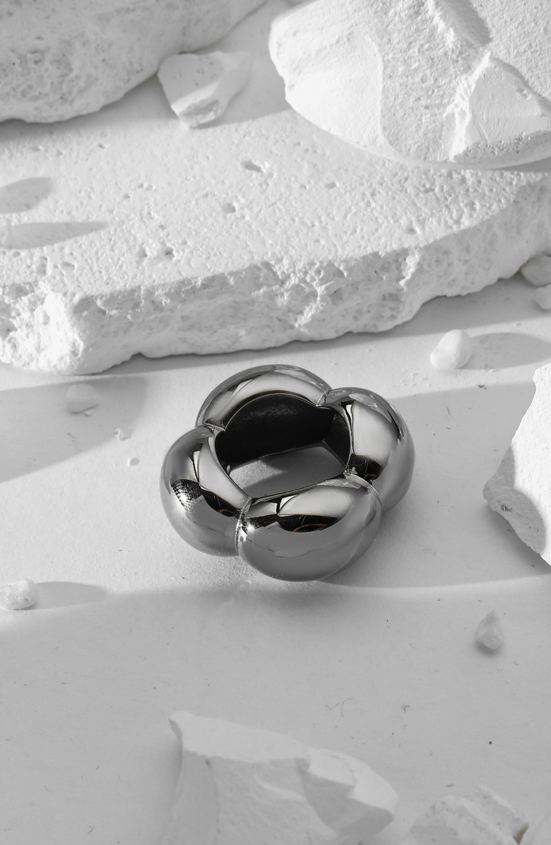 Kellery Dazzle Dream Silver Petal Ring, Alternate, color, Silver