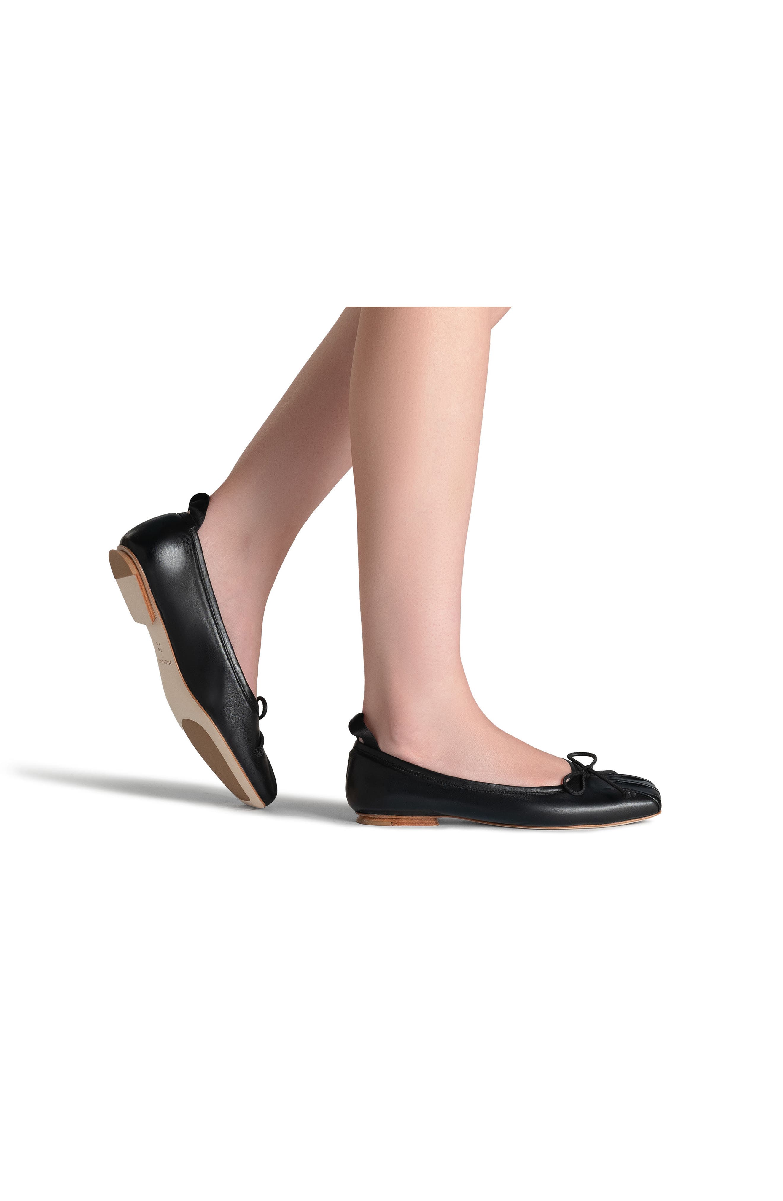 Magnanni Avilia Bow Ballet Flat, Alternate, color, Black