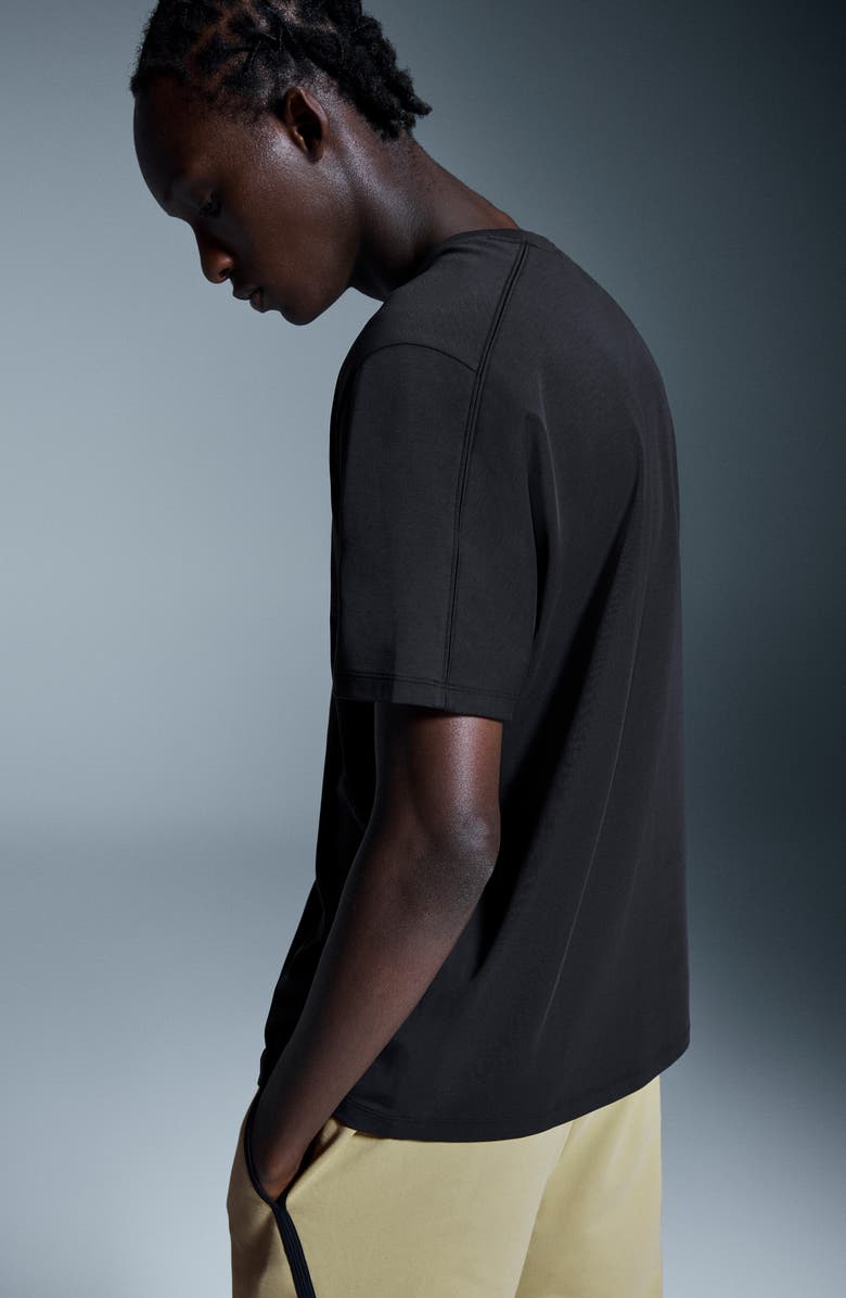 On Focus-T Performance Running T-Shirt, Alternate, color, Black