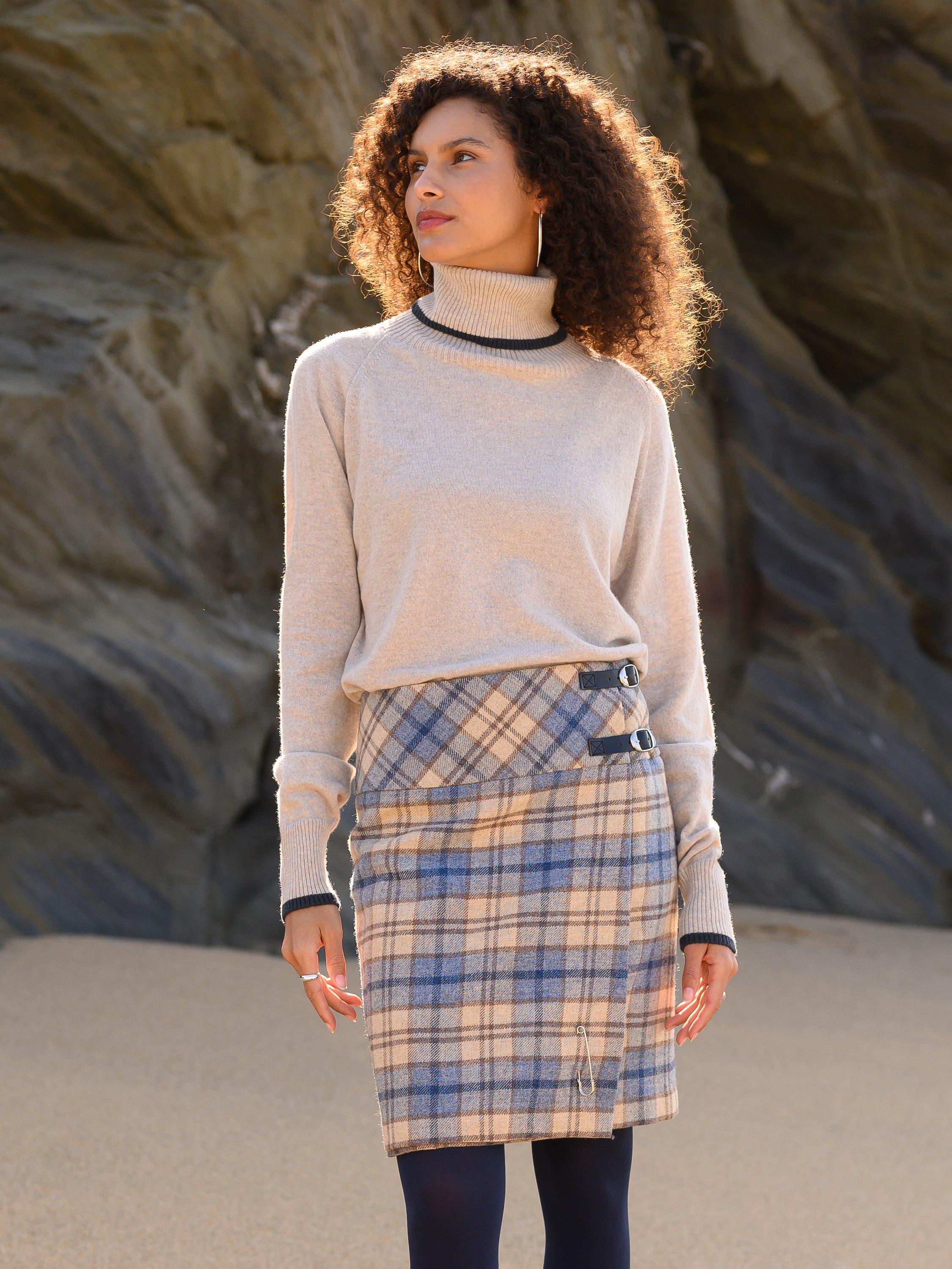 Geelong Wool Slouch Turtleneck Sweater - image 2
