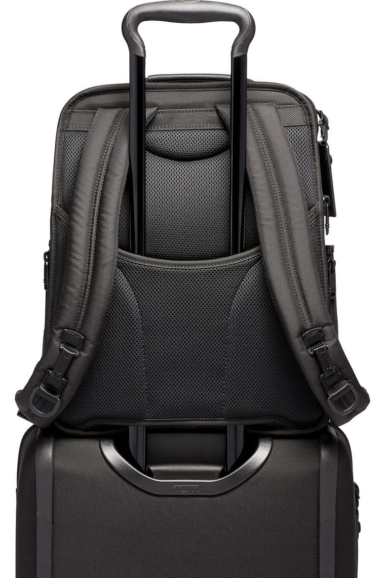 TUMI Alpha 3 Collection Slim Solutions Laptop Brief Pack (Men TUMI Alpha 3 Collection Slim Solutions Laptop Brief Pack (Men
