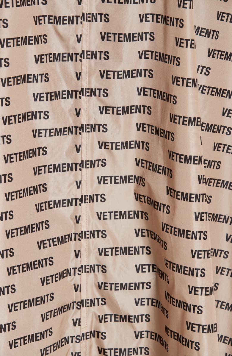 VETEMENTS Logo Waterproof Car Coat, Alternate, color, 