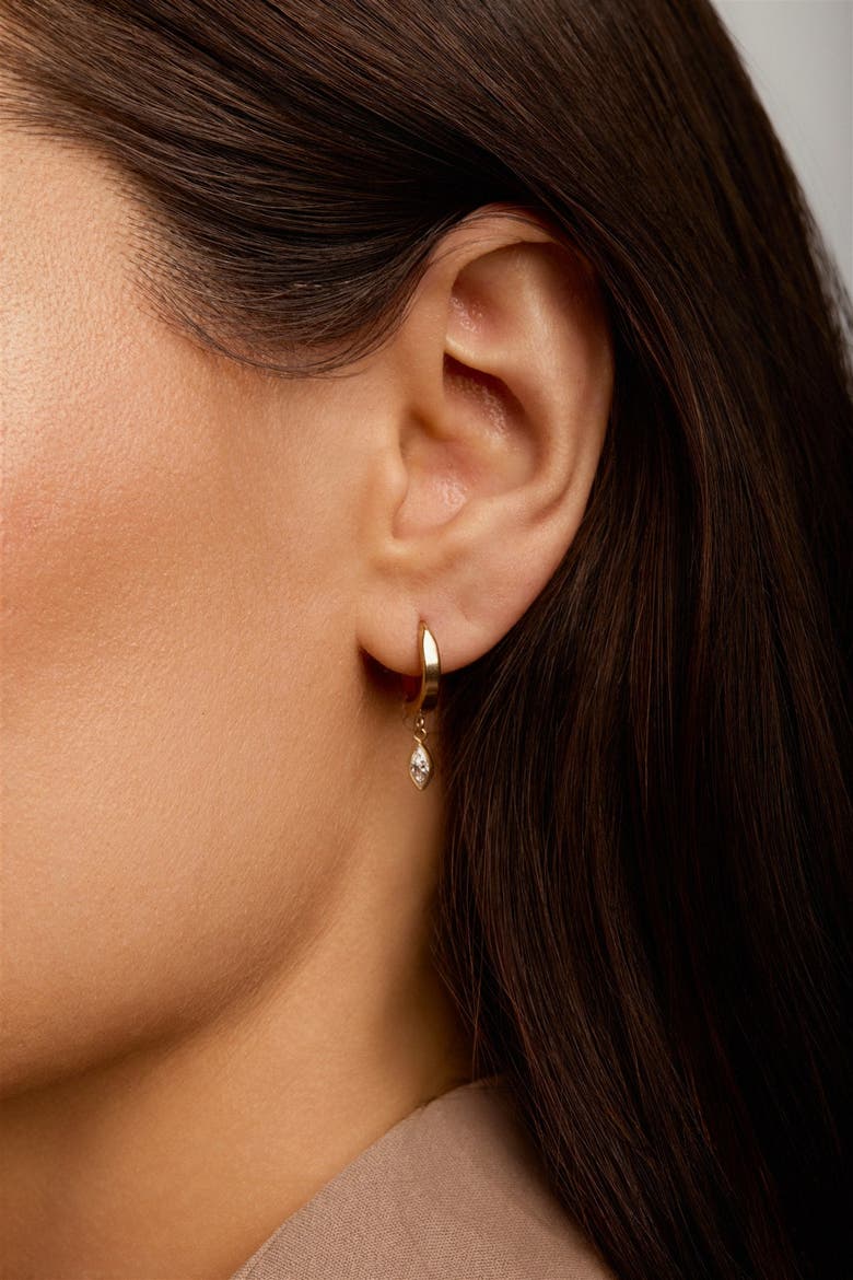Ezra Marquise Hoops, Alternate, color, Gold