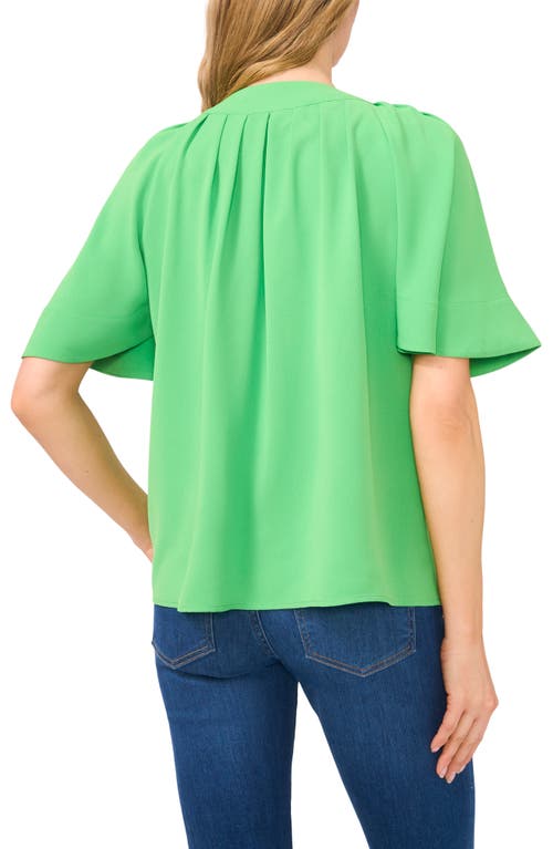 Cece Flutter Sleeve Crepe Top In Medium Green