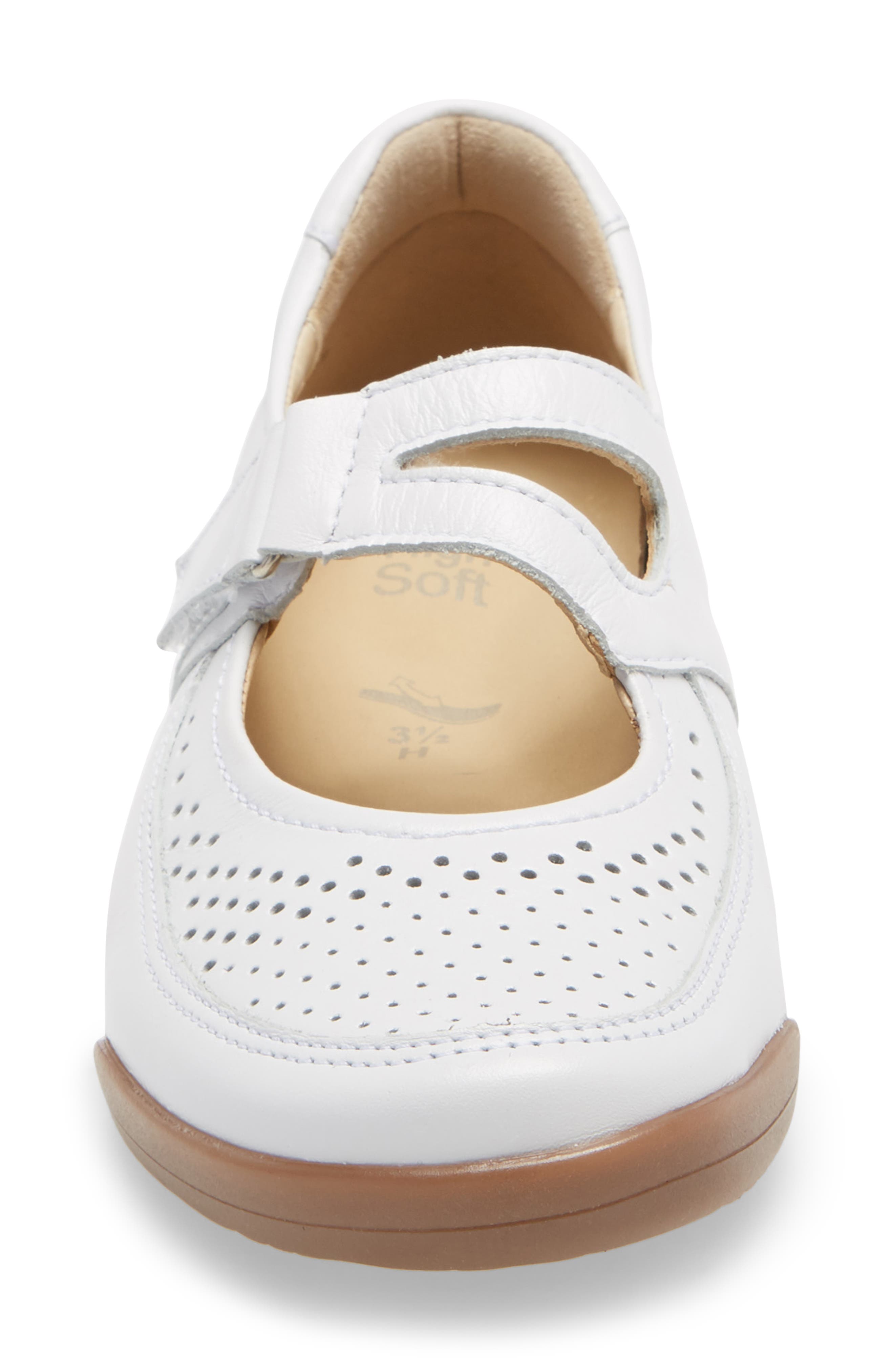 ara April Mary Jane Flat, Alternate, color, 