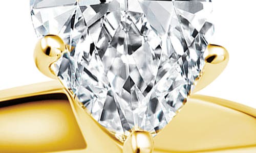 Crislu Cubic Zirconia Ring In Gold