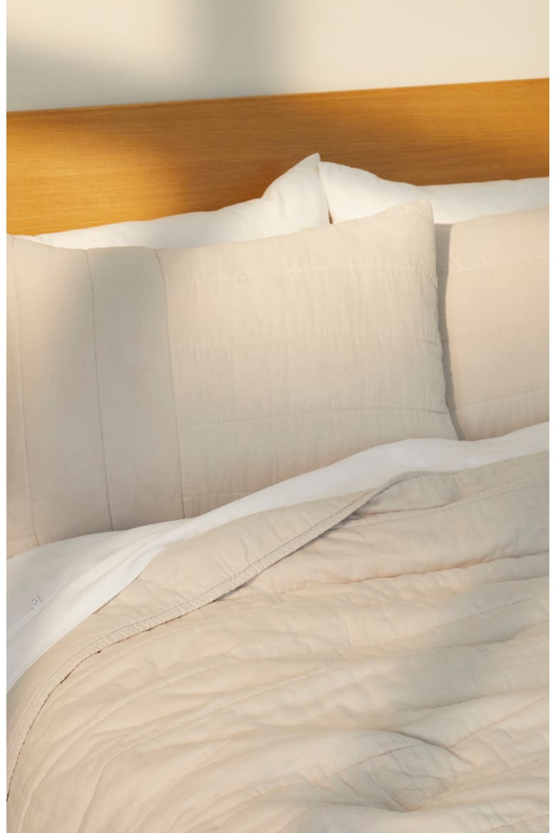 Everyday Quilt, Alternate, color, GRAY