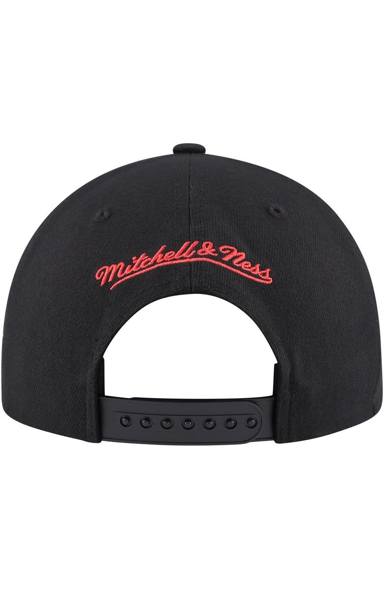 Mitchell & Ness Men's Mitchell & Ness Black Vancouver Canucks Core Team Script 2.0 Snapback Hat, Alternate, color, Black