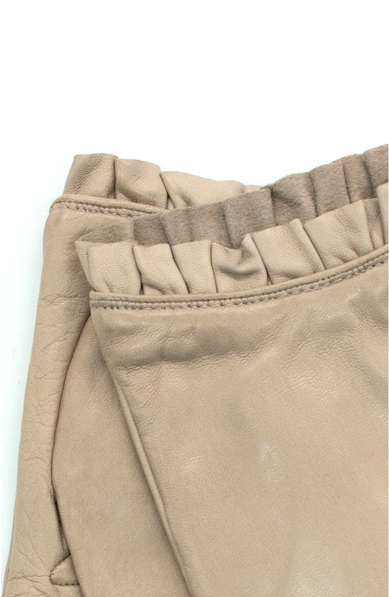 Portolano Leather gloves with ruffles, Alternate, color,