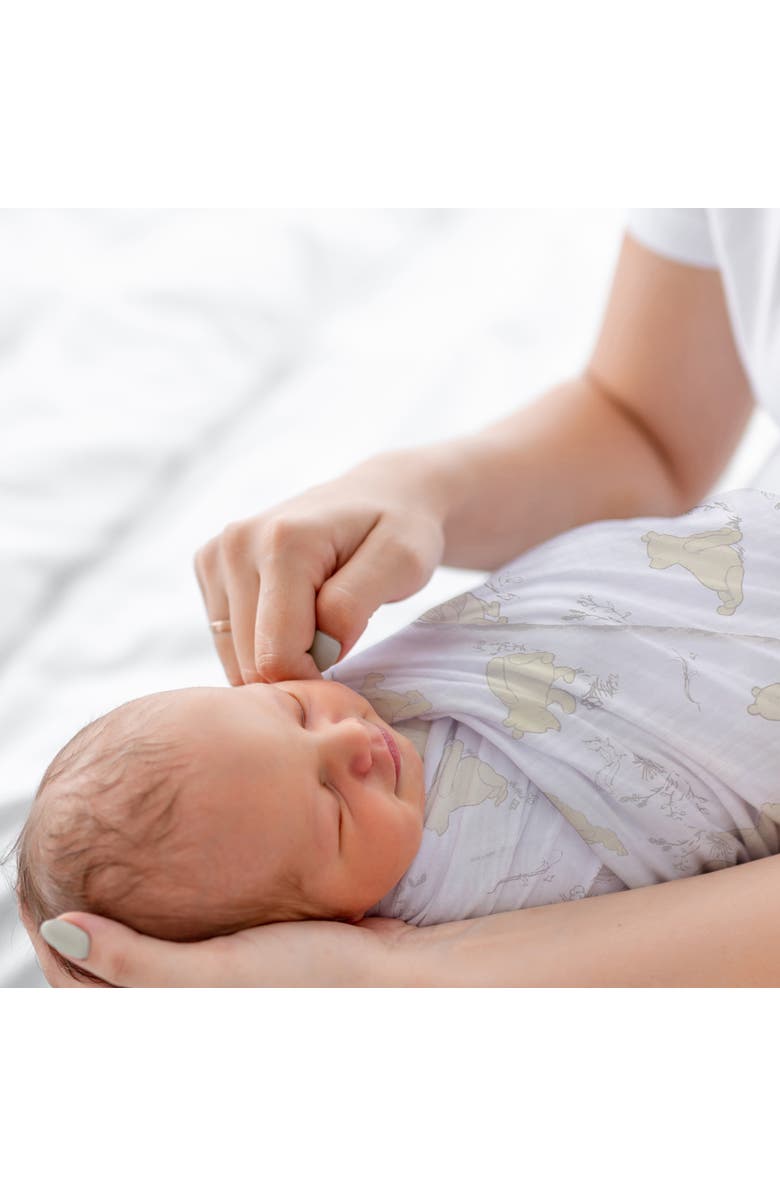 Lambs & Ivy Disney Baby Winnie the Pooh Swaddle Blanket & Plush Toy Gift Set, Alternate, color, White