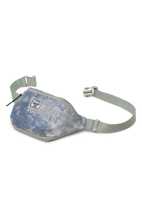 Herschel Supply Co . Pop Quiz Water Resistant Recycled Polyester Belt Bag