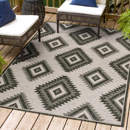 Jonathan Y Lior Geometric Moroccan Diamond Indoor/outdoor Area Rug In Black/cream