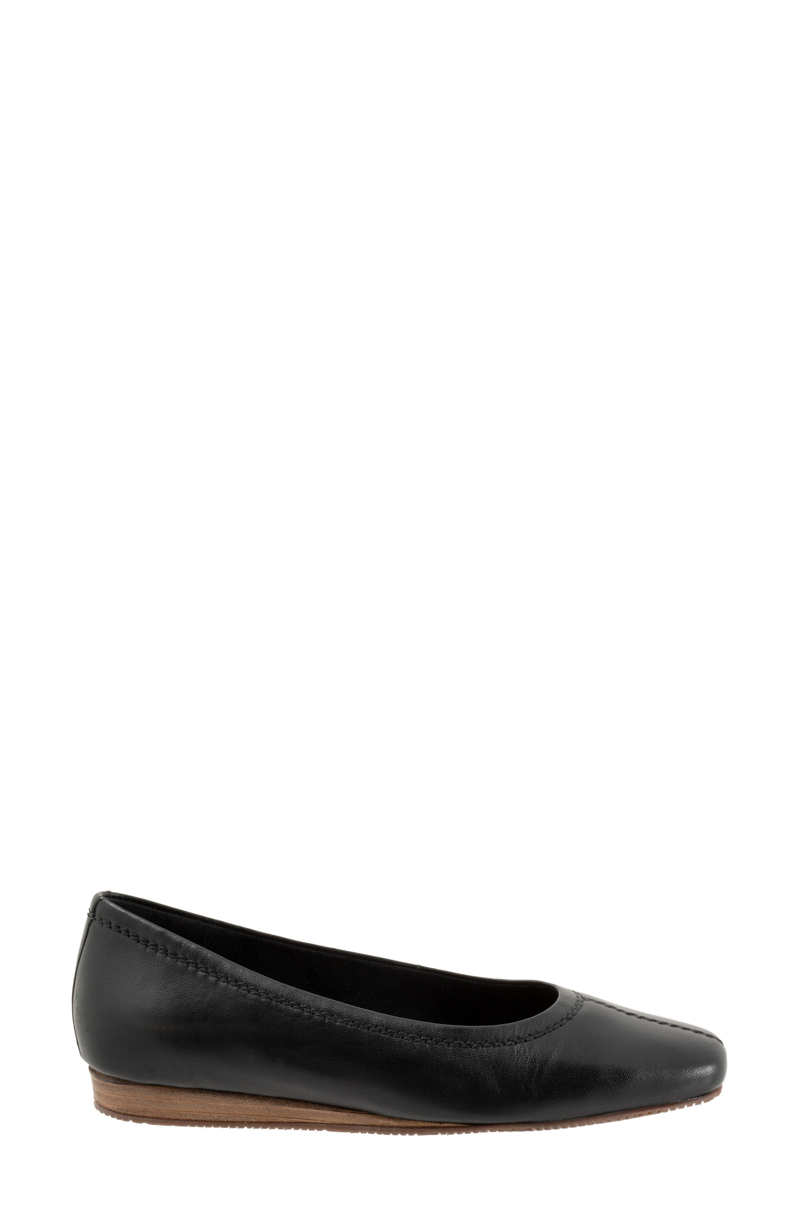 SoftWalk<sup>®</sup> Vera Cruz Flat, Alternate, color, Black