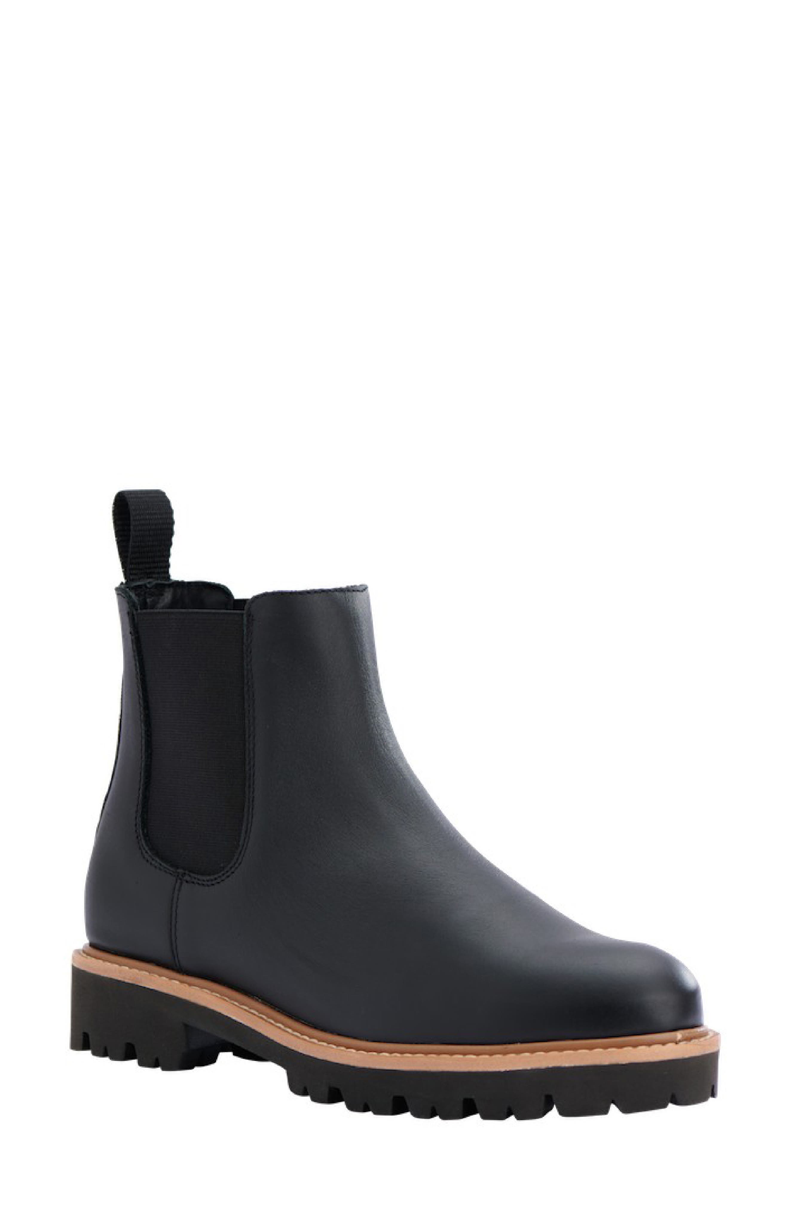 Nisolo Go-To Lug 2.0 Chelsea Boot in Black 